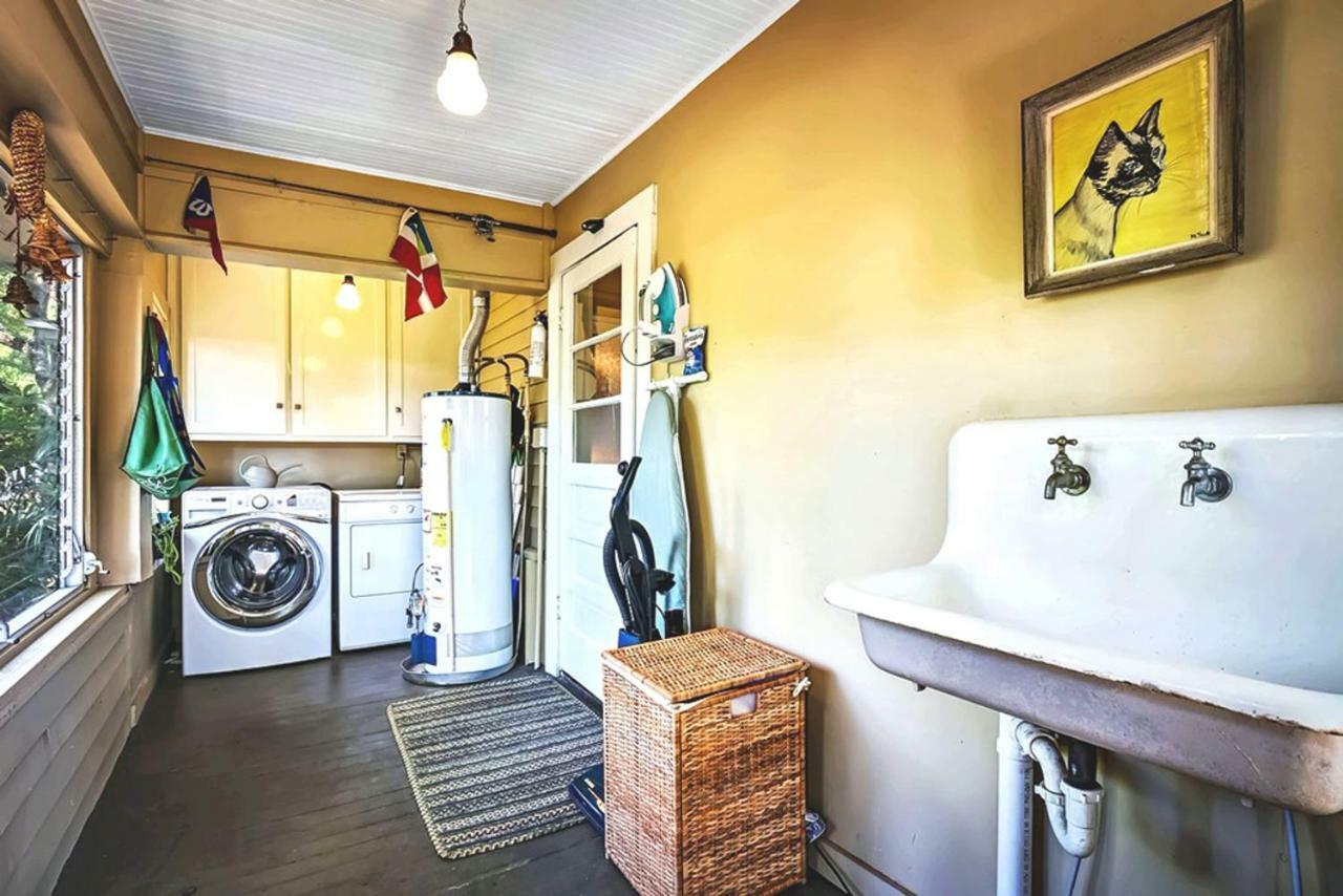 Charming 1923 Cottage At Erehwon Retreat Tampa Esterno foto